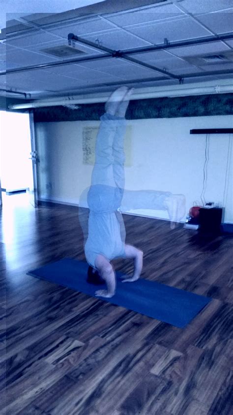 Let me know if you have questions or feedback and i'd love for you to. Tripod Headstand | Headstand, Headstand poses, Tree pose
