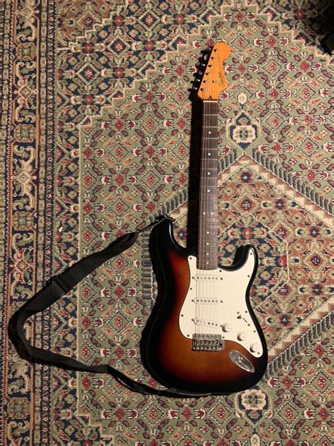 Squier Stratocaster Classic Vibes S Sunburst Hobbies Toys Music