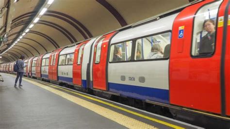 Northern Line Der London Underground Mit über 50 Stationen