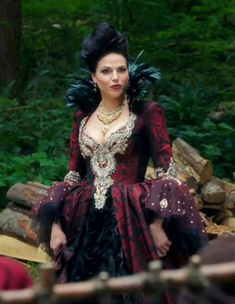 Pin By Сокольникова Алёна On Once Upon A Time Queen Costume Queen