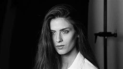 Luciana Sismondi Para Models Magazine YouTube