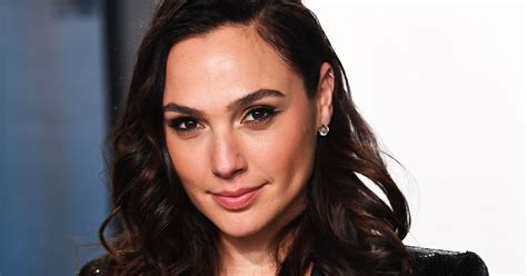 Gal Gadot S Body Measurements Including Breasts Height And Weight Famous Breasts