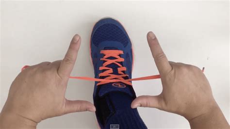 5 Easy Methods For Teaching Kids How To Tie Their Shoes