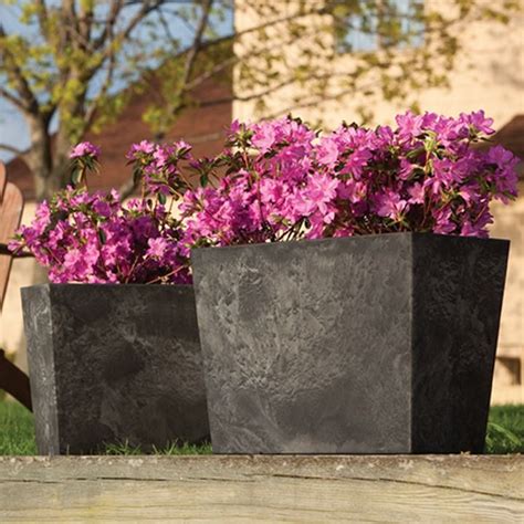 Infuse some industrial chic into your outdoor plant scene with this sleek and stylish silver chain and pot set. Ella Long Planter | Planters, Long planter, Outdoor planters