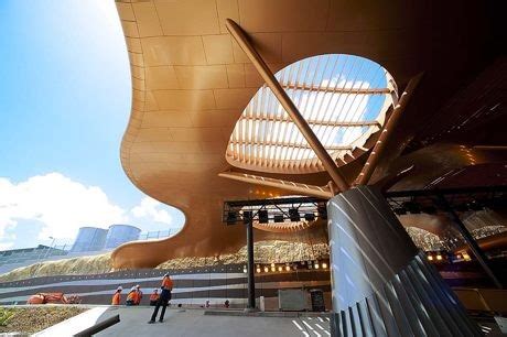 The video is 4x normal speed. Brisbane tunnel's canopy structure mimics trees ...