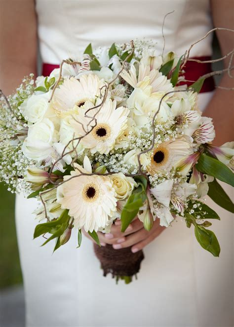 Pin By Essence Of Events Llc On Bouquets Flower Bouquet Wedding