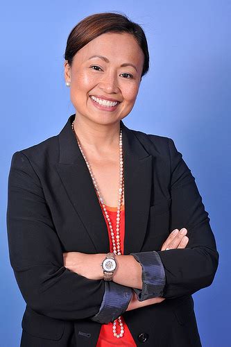AsAm News Knowledge Filipino American Woman Breaks Mold For CEOs