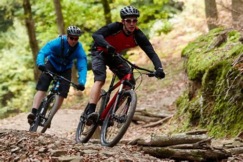 Boardman Debuts New Mid Range Mountain Bikes Together With Halfords