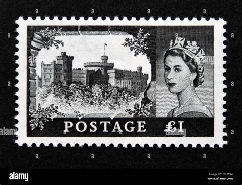 Postage Stamp Great Britain Queen Elizabeth Ii High Value £1