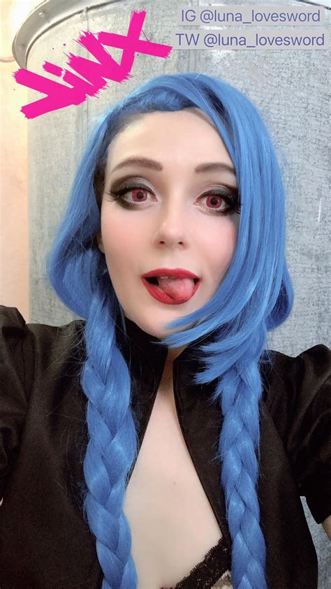 [self] happy arcane weeks everyone get jinxed 🎮💙 🧨 r cosplayers