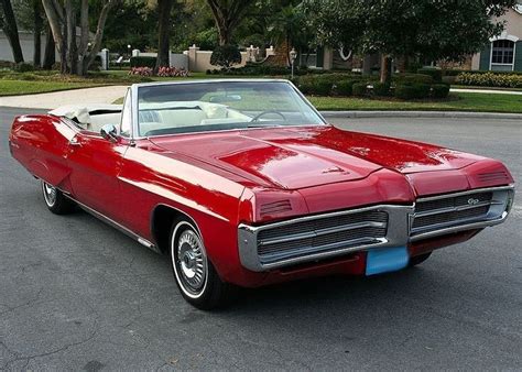 Ist der grand prix convertible jetzt nen auto das eher nicht so gefragt ist? 1967 Pontiac Grand Prix Convertible, Red/White ...