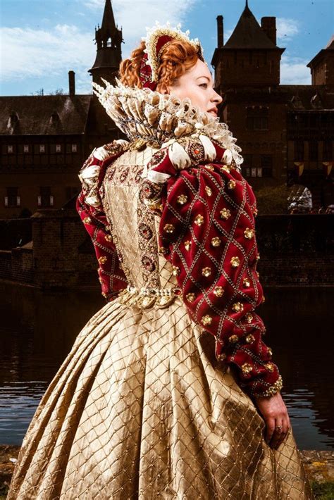 Costumes Musings Of A Seamstress Elizabethan Clothing Elizabethan