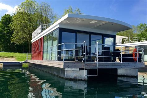 Gemütliche wohnung mit balkon in xanten. hausboot mieten xanten rhein xanten6 | Floating house ...
