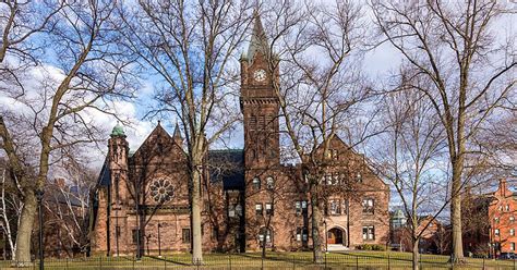 50 50 Profile Mount Holyoke College Do It Yourself College Rankings