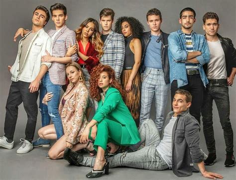 Der kontrast zwischen ihnen und den reichen schülern eskaliert zu einem mord. Cast Elite season 1 | Elite, Best series, Elite squad