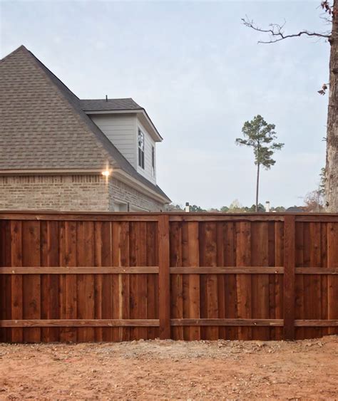 Featured Fence: 6' PreStained Privacy Fence - 3/23 Fenceworks