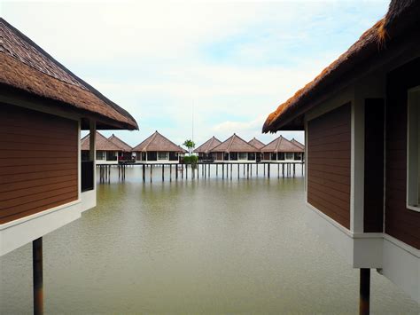 Friendly staff, nice buggy service. VinaTraveler's Blog: "AVANI Sepang Goldcoast Resort", A ...