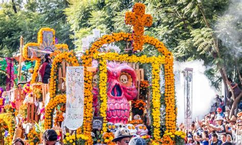 Day Of The Dead An Authentic Mexican Experience Wanderlust