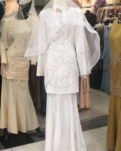Maybe you would like to learn more about one of these? Baju nikah putih exclusive | Womens fashion, Fashion, Women