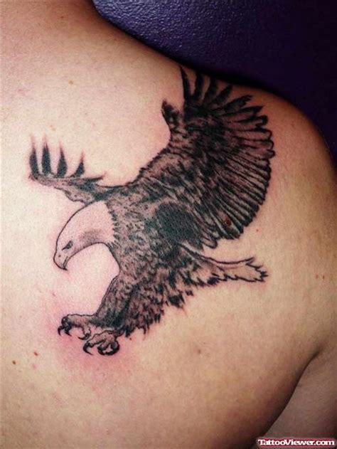 Right Back Shoulder Eagle Tattoo