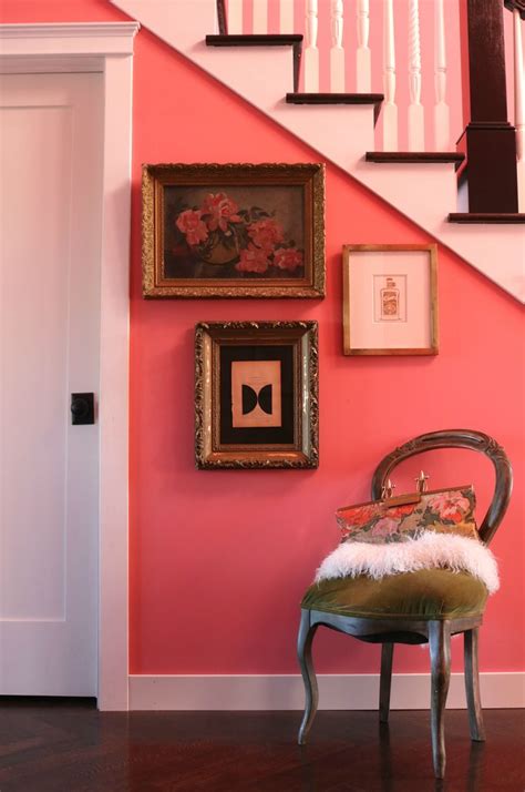 Coral Foyer - Benjamin Moore Coral Essence | Spring interior design