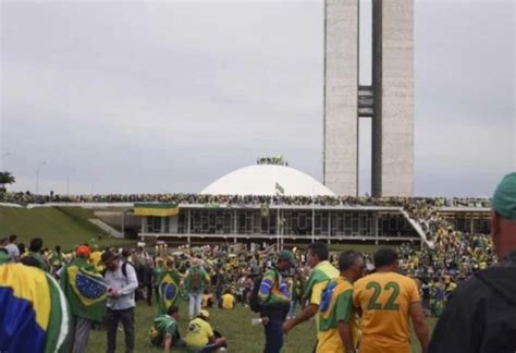 Lesa P Tria Pf Deflagra Nova Fase Da Opera O E Mira Financiadores De