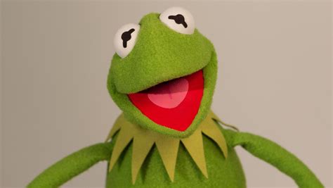 Kermit The Frogs New Voice Sounds A Lot Like Old Kermit