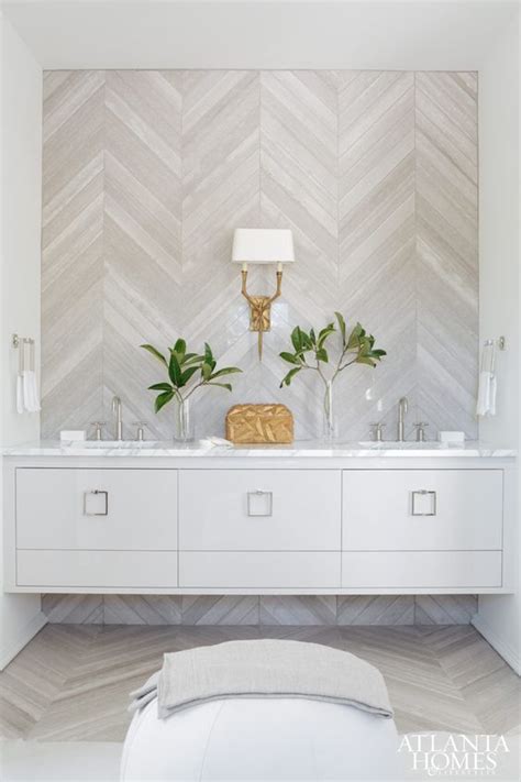Patterned tiles are having a revival in modern home design due to its versatility and aesthetic value. 16 Attractive Ideas For Bathroom With Accent Wall