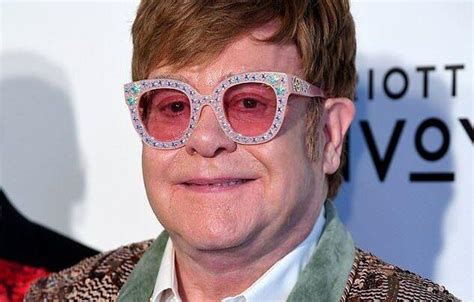 Elton John El Artista Que Le Puso Color A La Música Cumple 74 Años