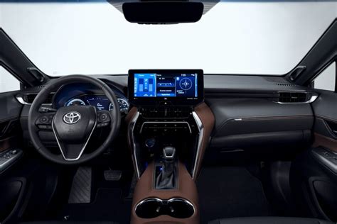 2023 Toyota Venza Arrives With New Nightshade Edition Star Gaze Glass