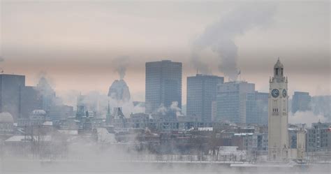 The word smog was coined in the early 20th century, and is a contraction (portmanteau). Y a-t-il plus de smog hivernal qu'avant? Faux! - Pieuvre.ca