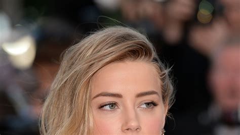 Amber Heard Wears A Nars Matte Red Lipstick In Cannes Glamour