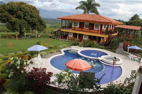 Alquiler De Fincas En Quindio Hoteles Campestres Eje Cafetero Arquitetura Casas Projectos De