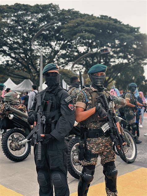 Malaysian Army Ggk Grup Gerak Khas Special Forces Biker Squad