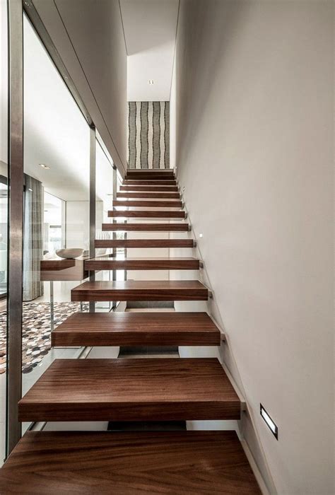 Maybe you would like to learn more about one of these? Escaliers en bois pour l'intérieur et l'extérieur - idées ...