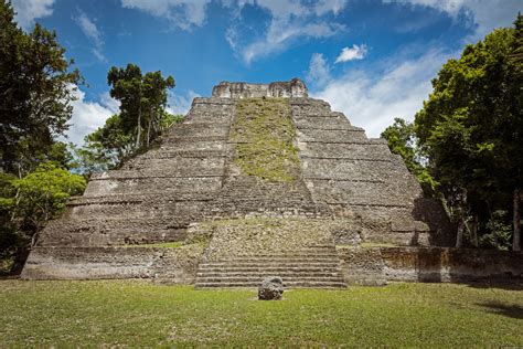 Entdecken Sie Maya Ruinen In Guatemala