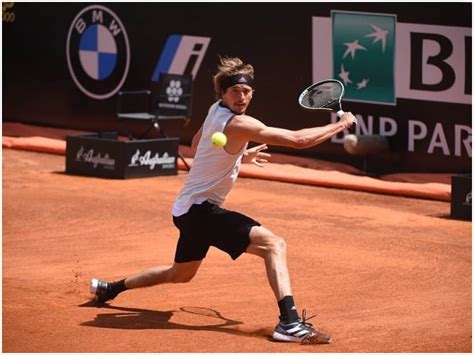 Alexander zverev is showcasing an extraordinary mix of talent and intensity at an impressively despite his 6′ 6″ height, his coordination is already outstanding and relies on excellent footwork. Alexander Zverev Bio, Age, Height, Girlfriend, Net Worth ...