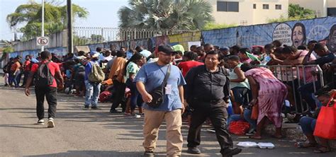 Peticiones De Refugio Generan Caos En La Frontera Sur De México