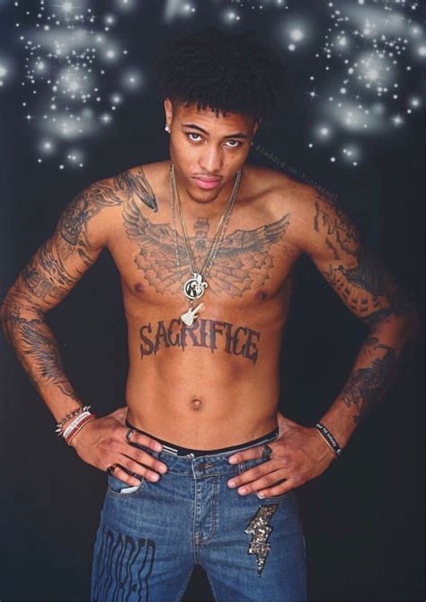 Pin By Lataraa On Hes So Fine Kelly Oubre Kelly Oubre Jr Chest