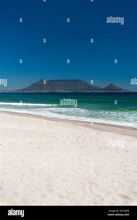 Table Mountain Seen From Blouberg Beach In Cape Town Stock Photo Alamy
