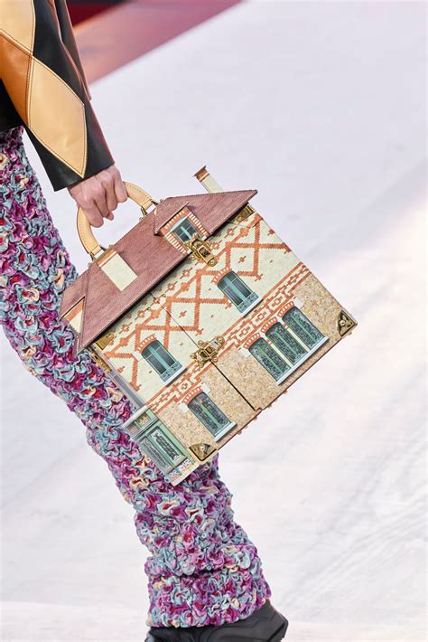 Best Handbags Of Spring 2023 Rtw Fashion Shows The Impression