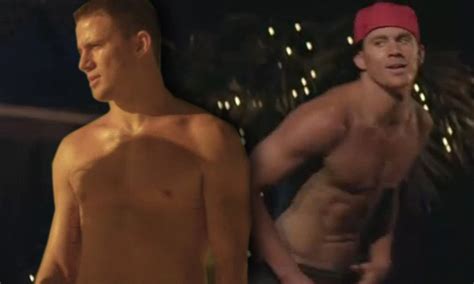 Channing Tatum Strips Down And Shows Off His Six Pack In First Magic Mike Trailer Daily Mail
