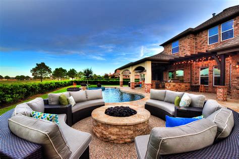 Outdoor Living Spaces Luxury Pool Luxury Pools Pool Builders