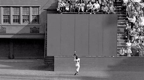 Details About Willie Mays Catch Poster Multiple Sizes
