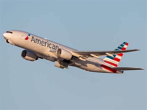 American Airlines Cuts Four Transatlantic Destinations