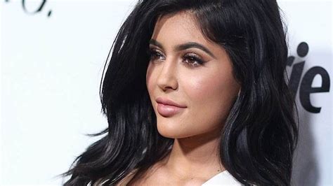 kylie jenner reveals she got rid of her famous lip fillers
