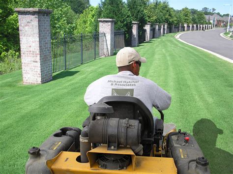 Kompass is here for you from monday to friday 9am to 5pm. Review of Top 6 Memphis Lawn Care Companies