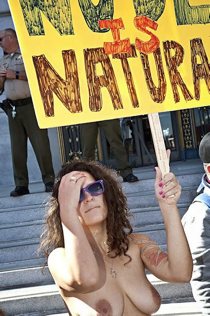 El Mundo En Pelotas Manifestaci N Nudista En San Francisco