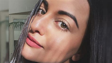 Sonakshi Sinha Reveals How She Deals With Trolls News18