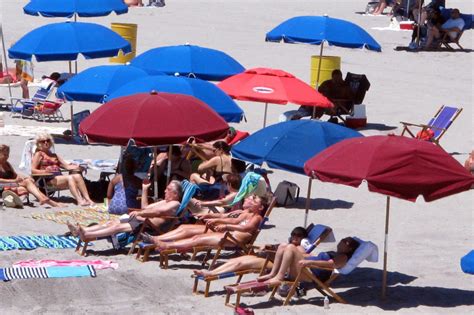 Pa Woman Impaled By Beach Umbrella In Ocean City Files Negligence Lawsuit